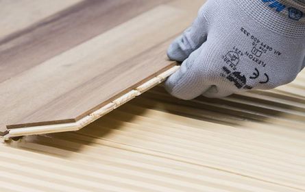 HOT MELT ADHESIVE FOR WOOD, BUILDING AND CONTRUCTION