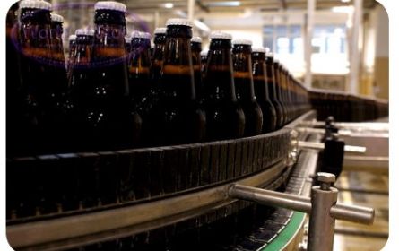 SPRAYING AND COATING ON THE RETURNABLE BOTTLES